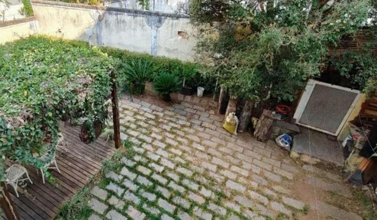 Casa, Luxemburgo, 5 Quartos, 4 Vagas, 2 Suítes