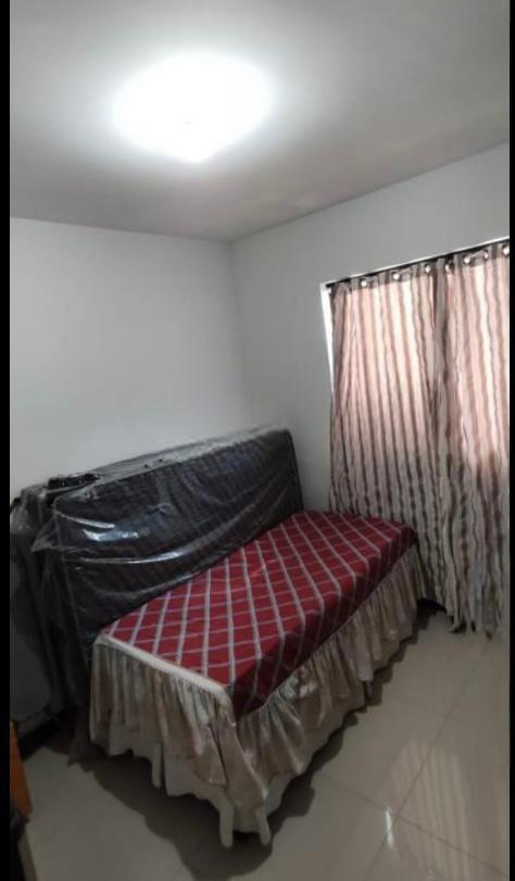 Casa, Masterville, 2 Quartos, 2 Vagas, 1 Suíte