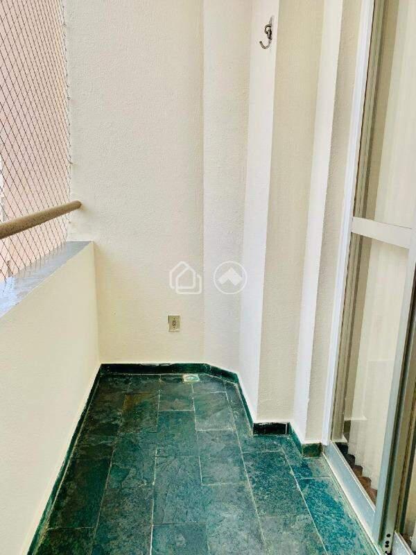 Apartamento, Estoril, 3 Quartos, 1 Vaga, 1 Suíte