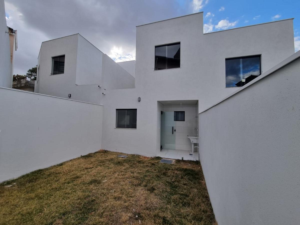 Casa, Floramar, 3 Quartos, 2 Vagas