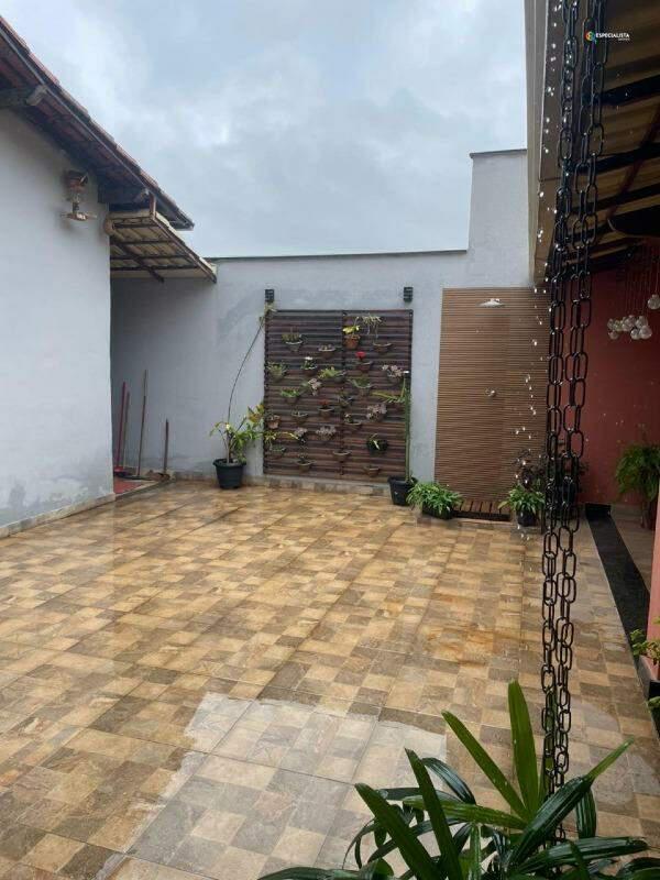 Casa, São Benedito, 4 Quartos, 3 Vagas, 1 Suíte