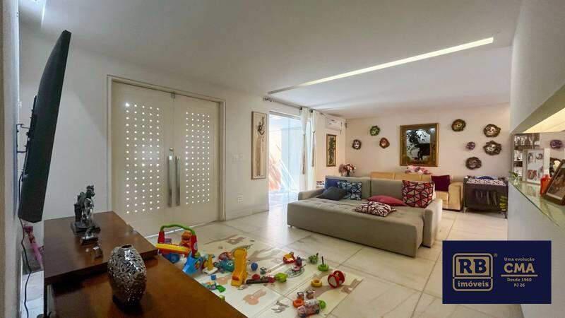 Casa, Vila Paris, 6 Quartos, 7 Vagas, 2 Suítes