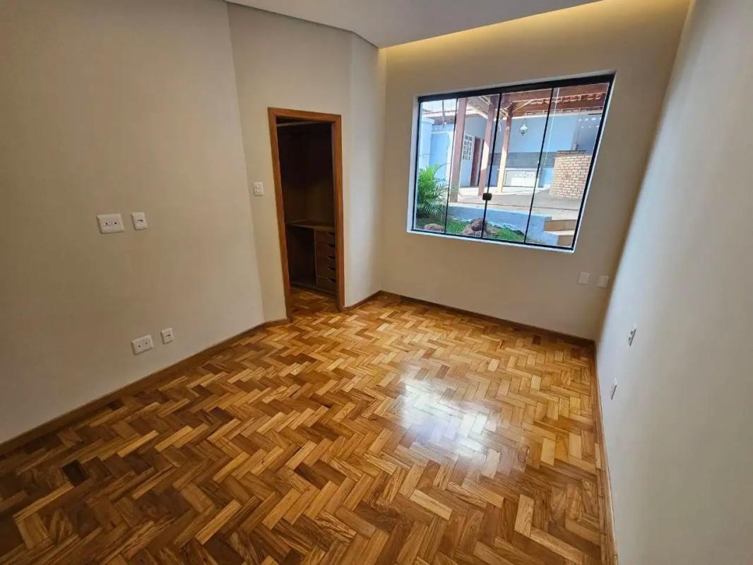 Casa, São Lucas, 3 Quartos, 4 Vagas, 2 Suítes