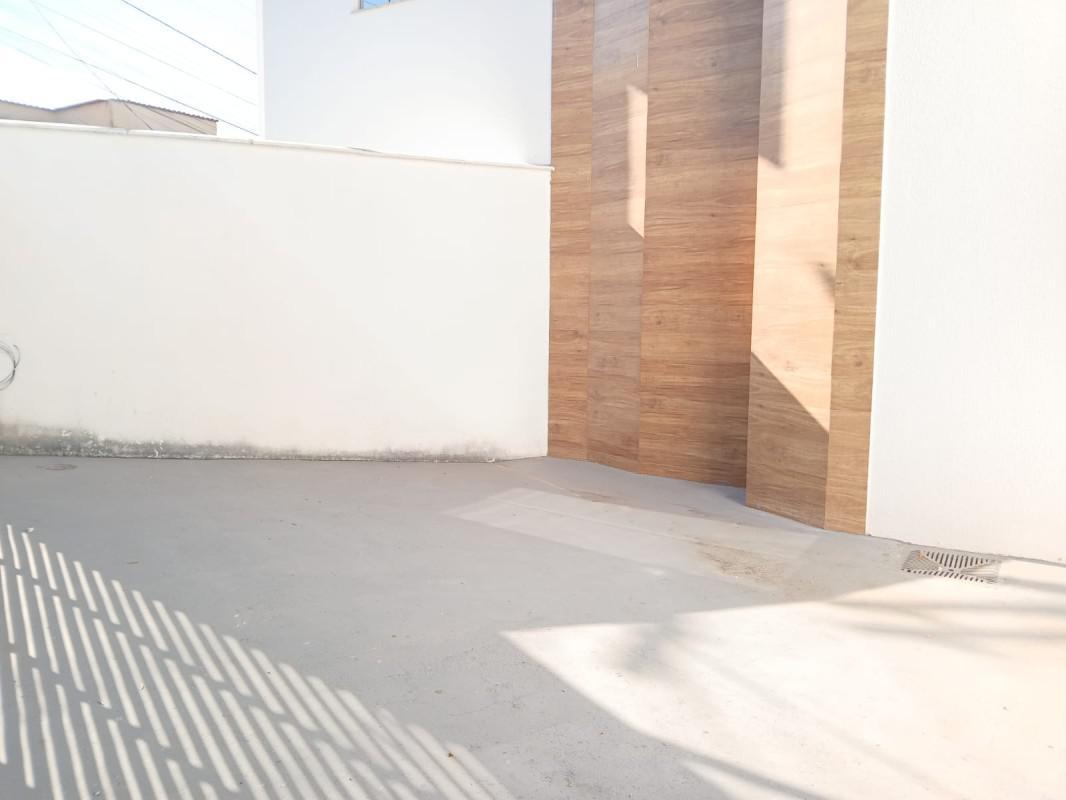 Casa, Planalto, 3 Quartos, 2 Vagas, 1 Suíte