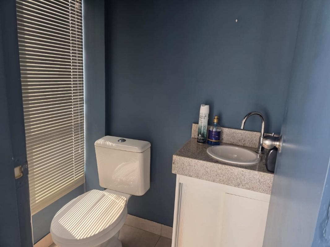 Sala, Santa Lúcia, 0 Quarto, 1 Vaga