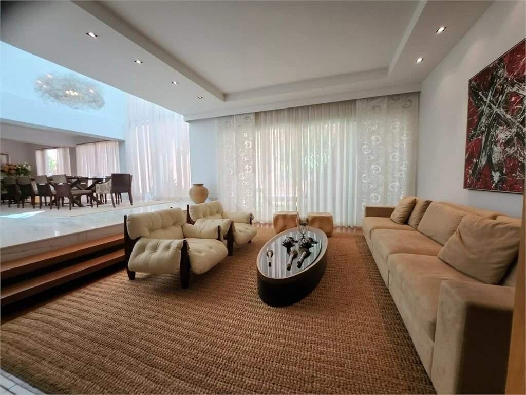 Casa, Comiteco, 5 Quartos, 4 Vagas, 3 Suítes