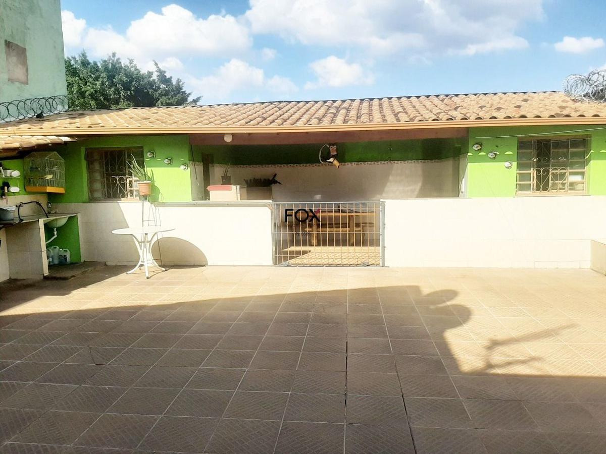 Casa, Jardim América, 3 Quartos, 4 Vagas, 1 Suíte