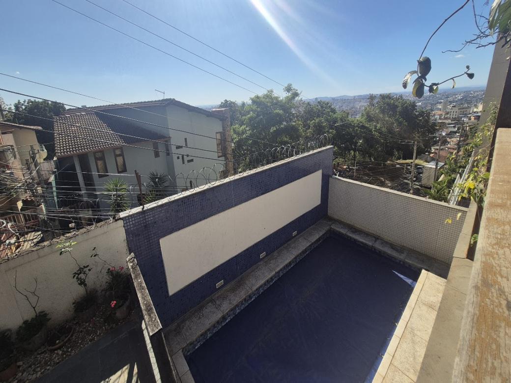 Casa, São Lucas, 4 Quartos, 8 Vagas, 2 Suítes