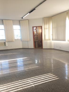 Conjunto de Salas, Santo Agostinho, 2 Vagas