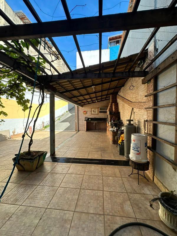 Casa, Céu Azul, 2 Quartos, 8 Vagas, 1 Suíte
