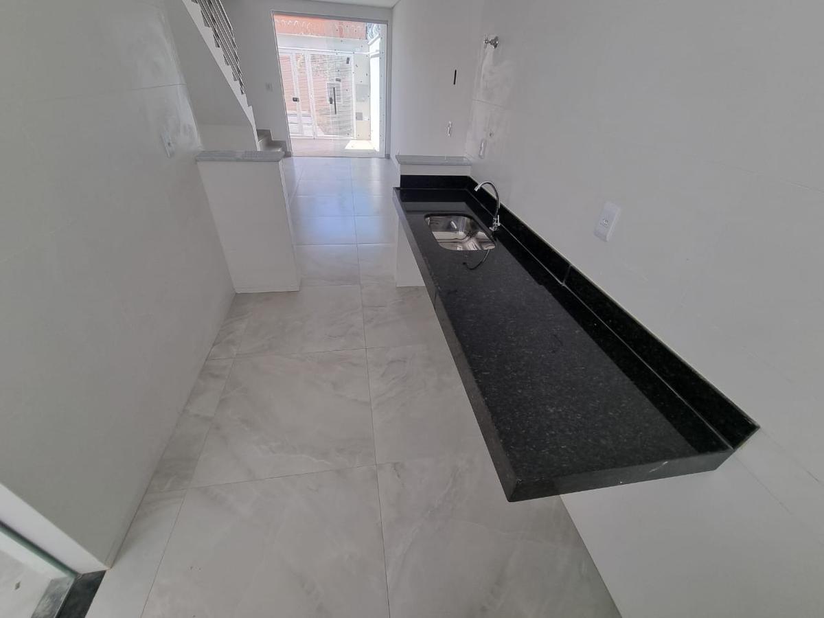 Casa, Planalto, 2 Quartos, 1 Vaga, 1 Suíte