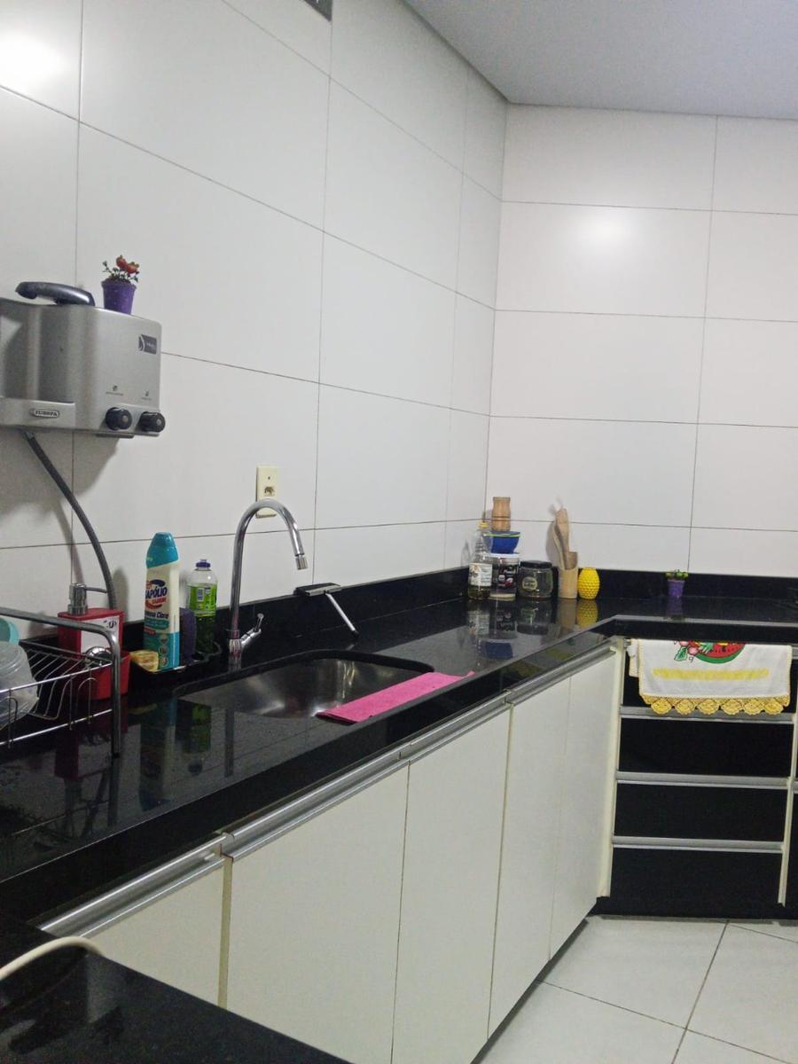 Casa, Céu Azul, 3 Quartos, 4 Vagas, 1 Suíte