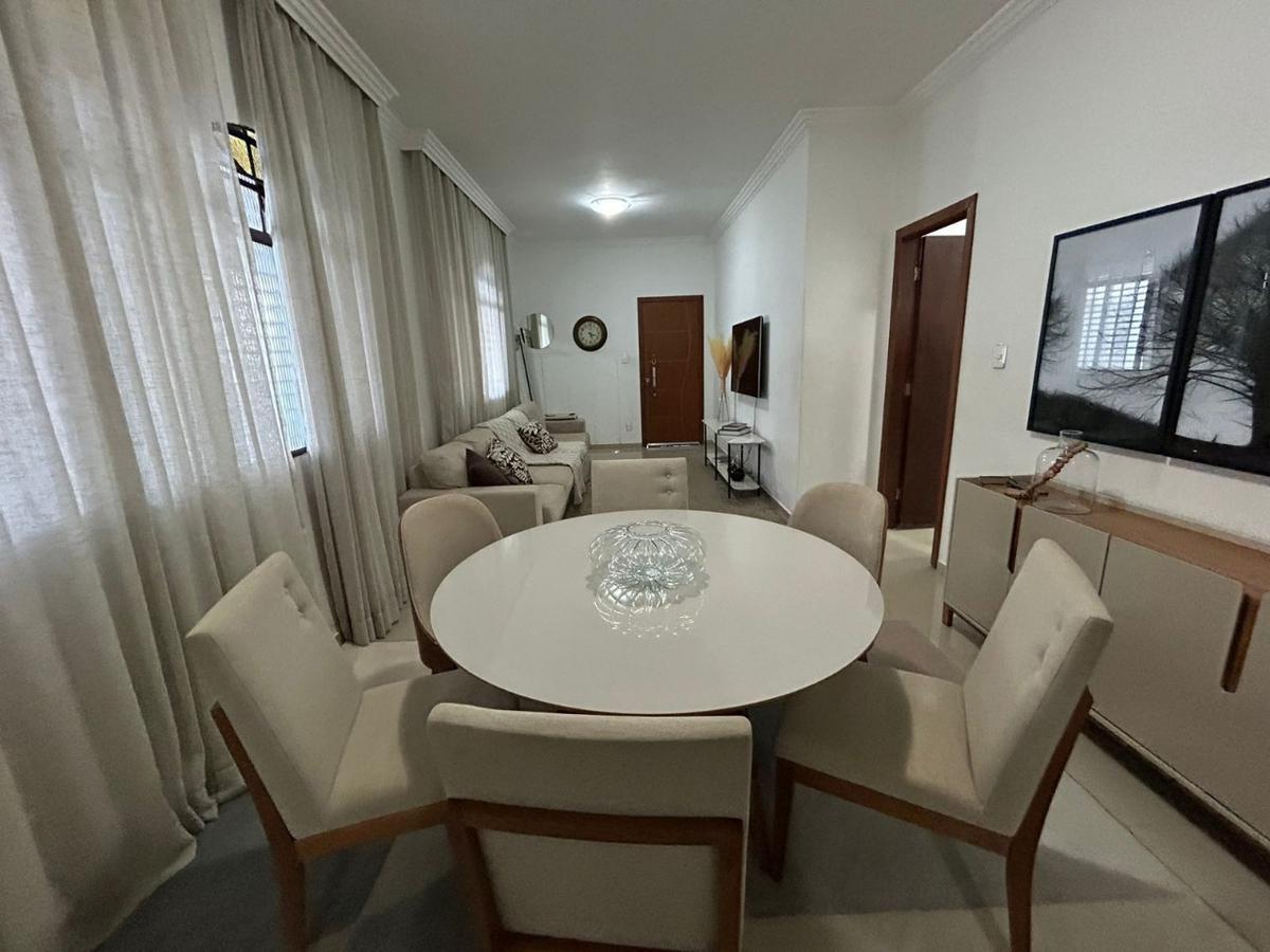 Casa, Santa Cruz Industrial, 3 Quartos, 5 Vagas, 1 Suíte