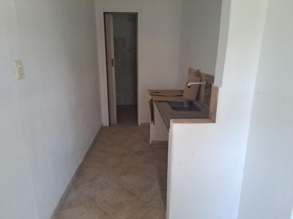 Casa, Jardim Guanabara, 2 Quartos, 0 Vaga