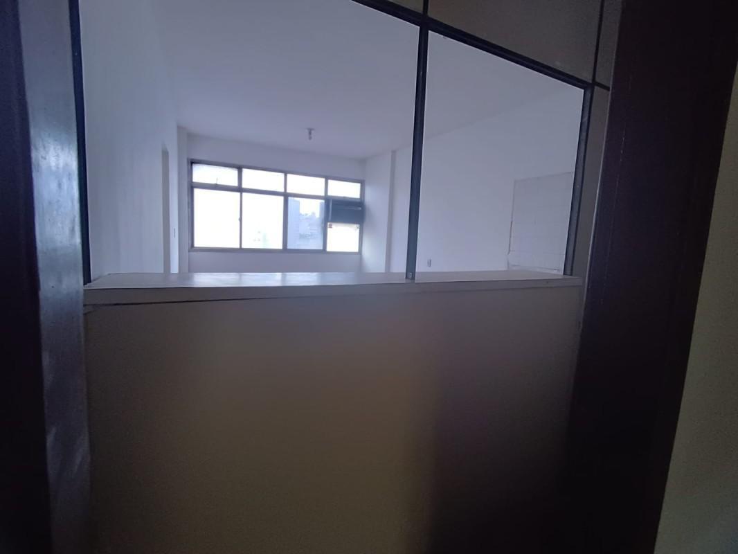 Sala, Centro, 0 Quarto, 0 Vaga