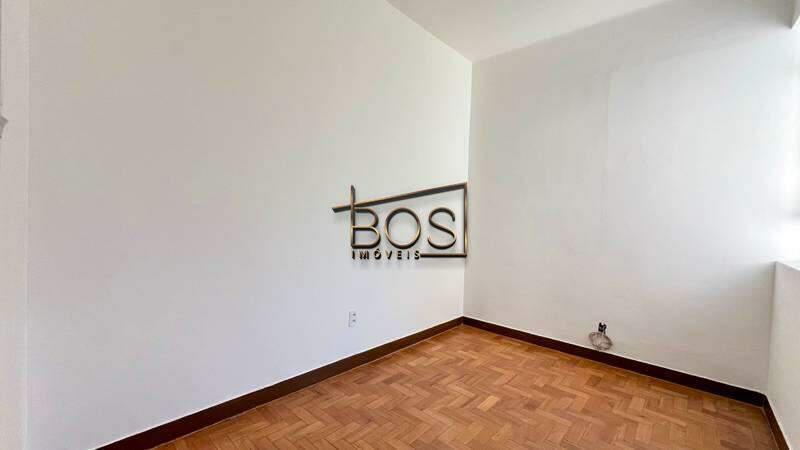 Apartamento, Floresta, 3 Quartos, 0 Vaga, 1 Suíte