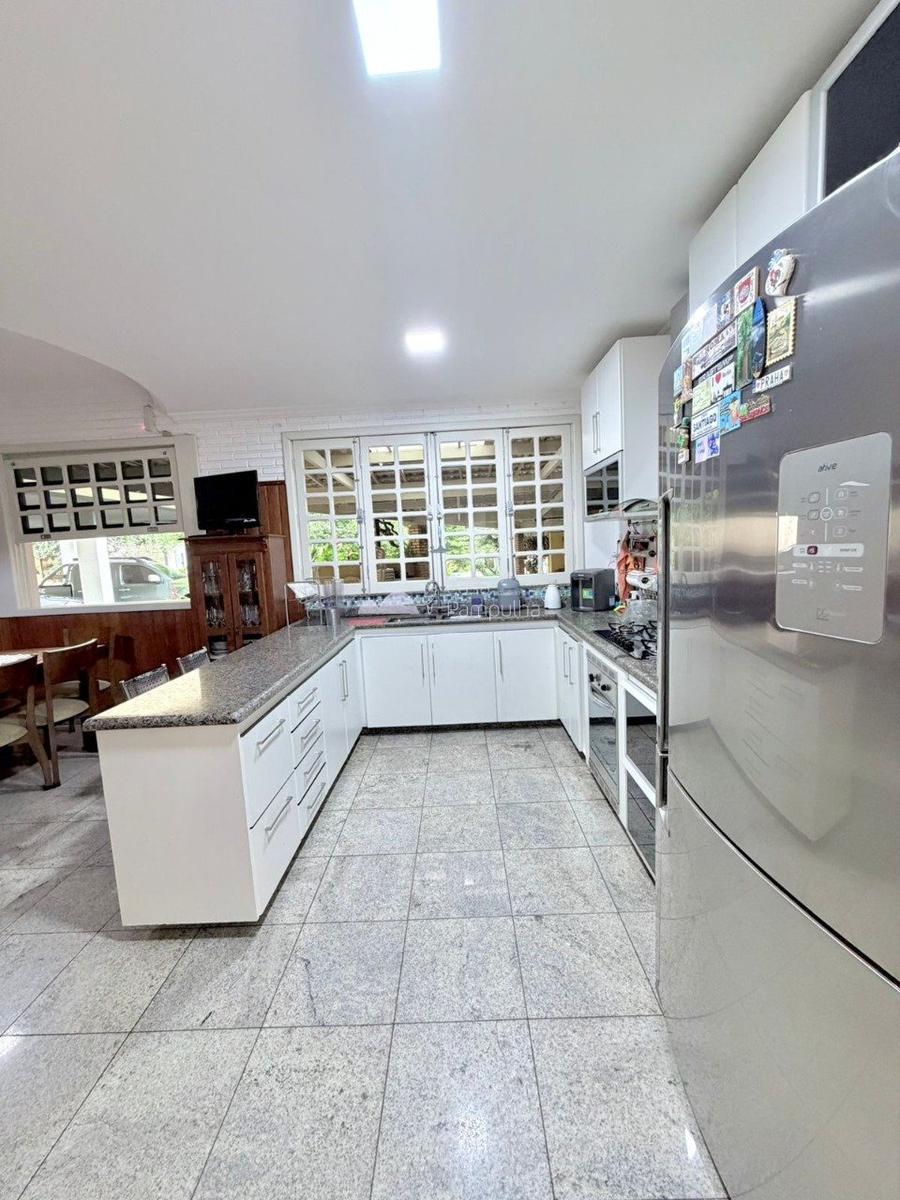Casa, São Luiz (pampulha), 6 Quartos, 9 Vagas, 2 Suítes