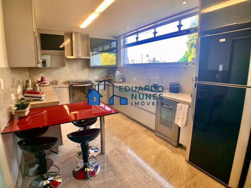 Casa, Cidade Jardim, 7 Quartos, 12 Vagas, 3 Suítes