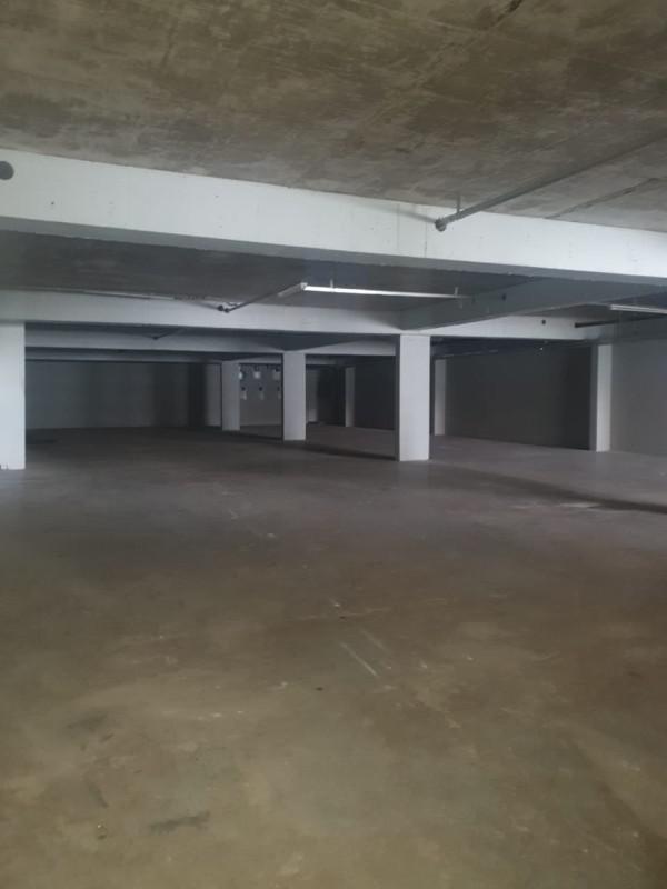 Andar, Estoril, 0 Quarto, 15 Vagas