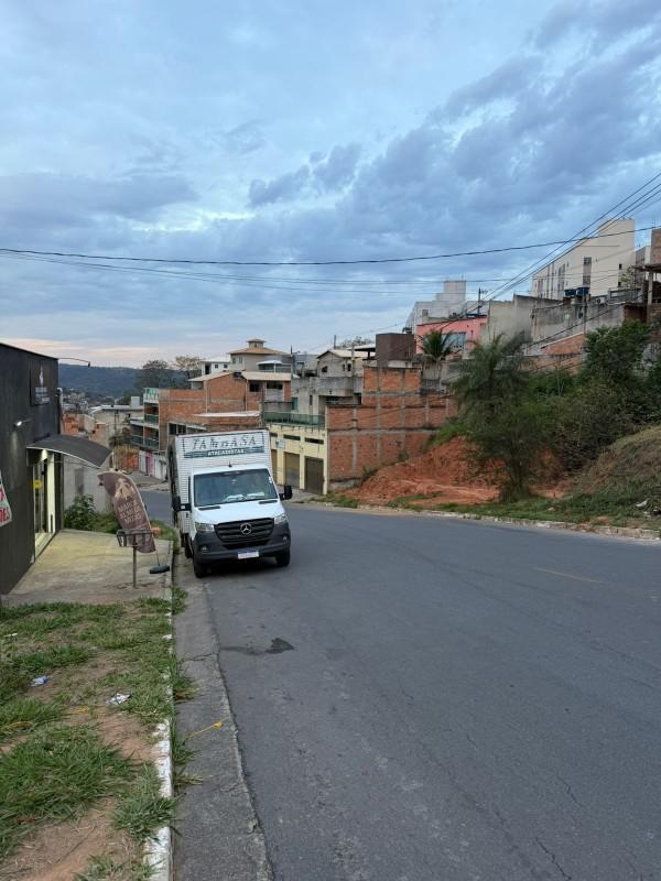 Lote, Liberdade, 0 Quarto, 0 Vaga