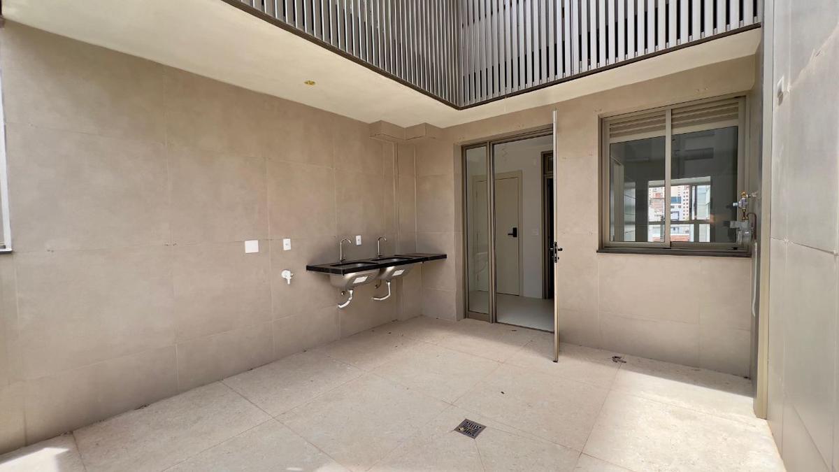 Apartamento, Cruzeiro, 4 Quartos, 4 Vagas, 2 Suítes