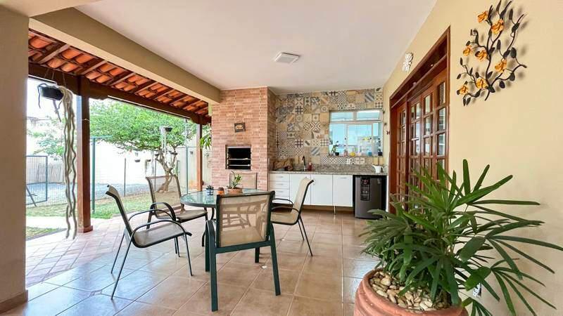 Casa, Palmares, 3 Quartos, 4 Vagas, 1 Suíte