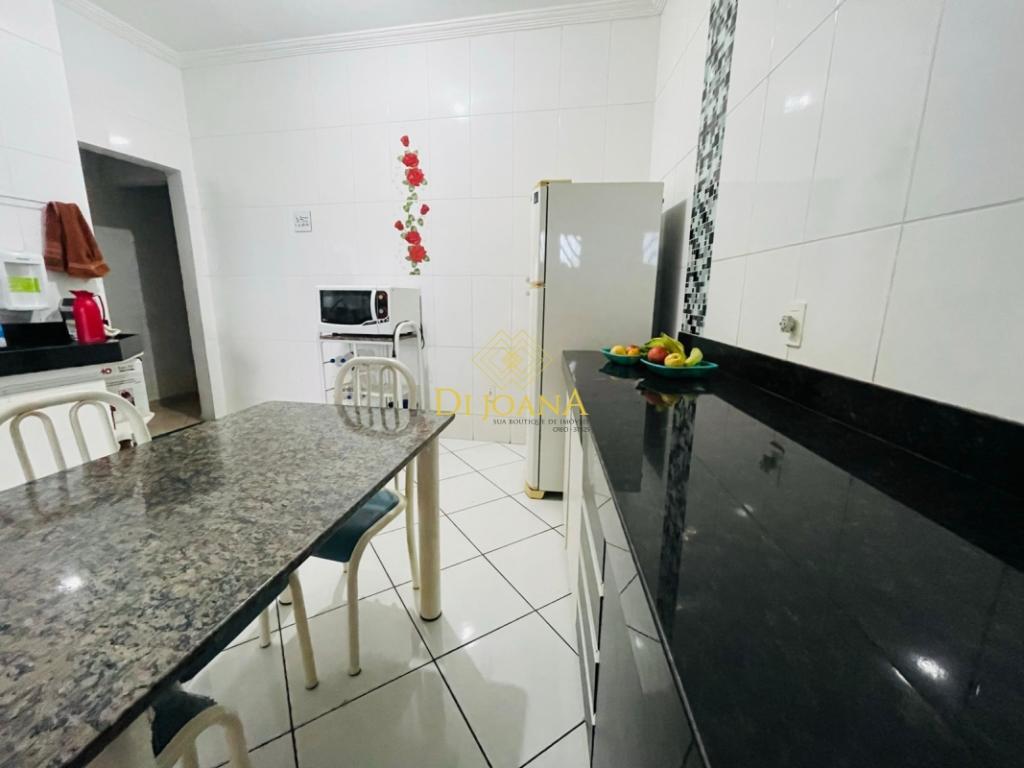 Casa, Filadélfia, 4 Quartos, 4 Vagas, 2 Suítes