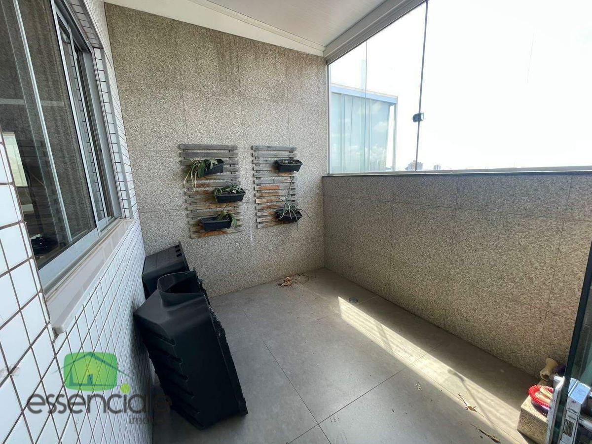 Cobertura, Eldorado, 5 Quartos, 0 Vaga, 4 Suítes