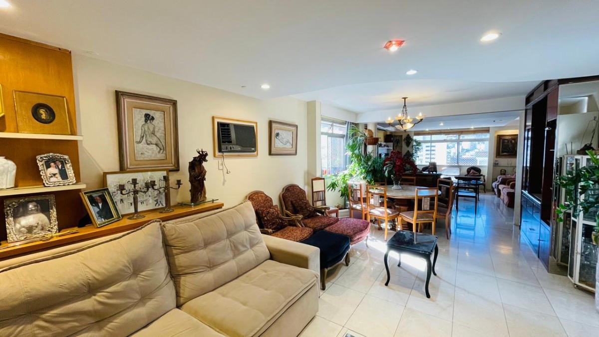 Apartamento, Funcionários, 4 Quartos, 2 Vagas, 1 Suíte
