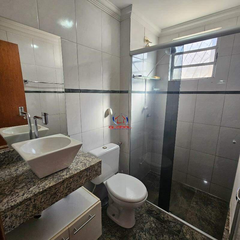 Área Privativa, Cabral, 2 Quartos, 1 Vaga