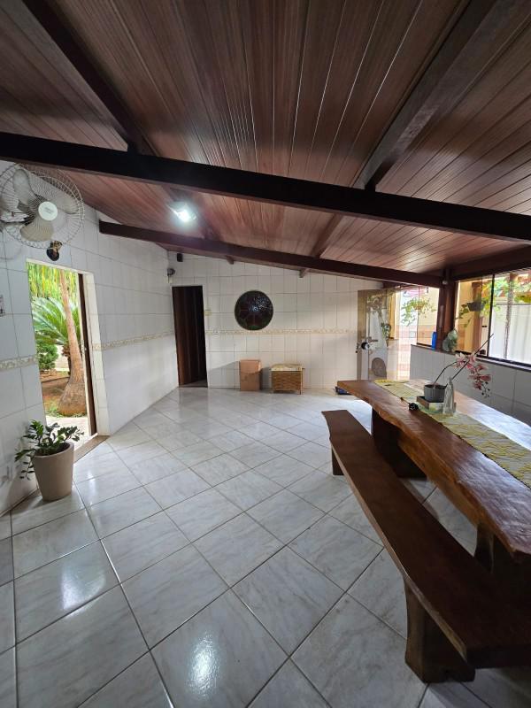 Casa, Novo Glória, 3 Quartos, 3 Vagas, 1 Suíte