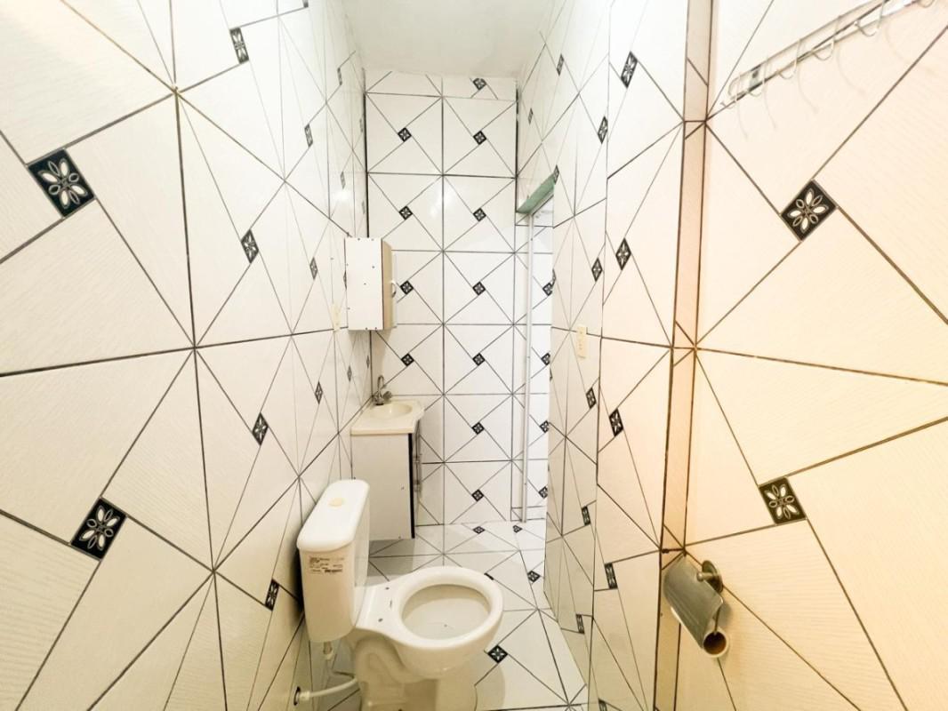 Casa, Confisco, 3 Quartos, 2 Vagas, 1 Suíte