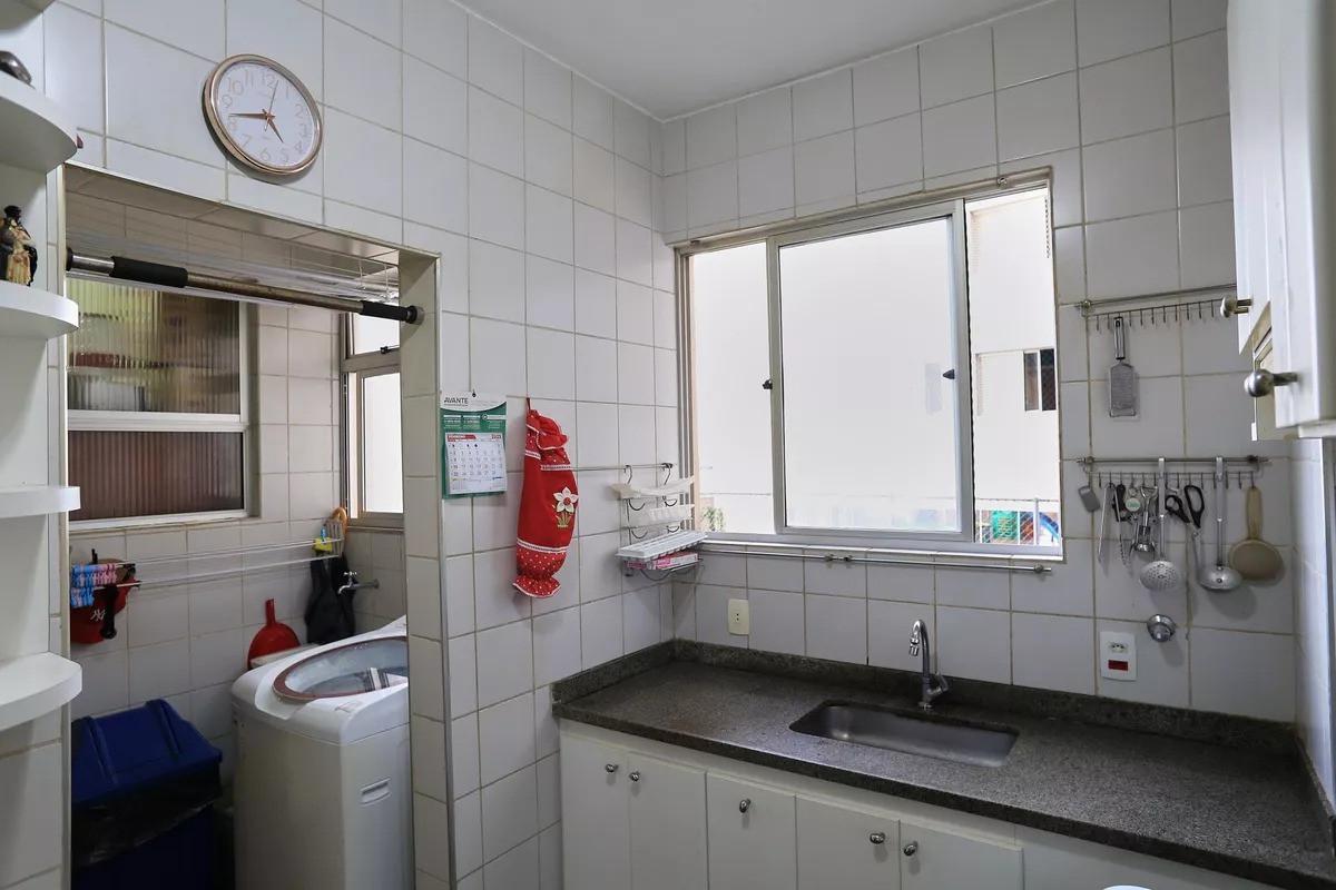 Apartamento, Sagrada Família, 3 Quartos, 1 Vaga, 1 Suíte