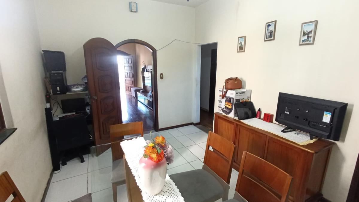 Casa, Caiçaras, 3 Quartos, 4 Vagas, 1 Suíte