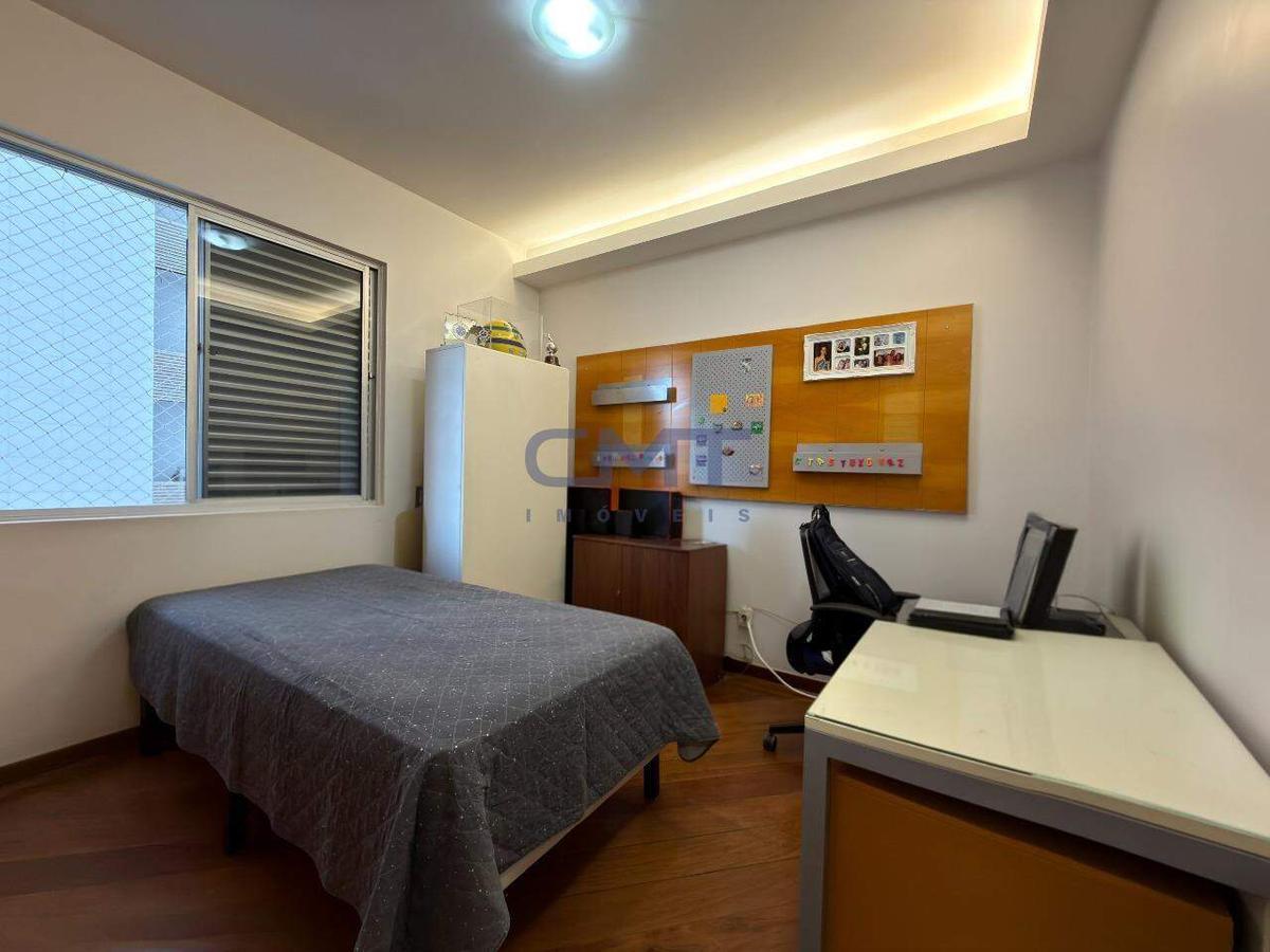 Apartamento, Funcionários, 4 Quartos, 2 Vagas, 2 Suítes