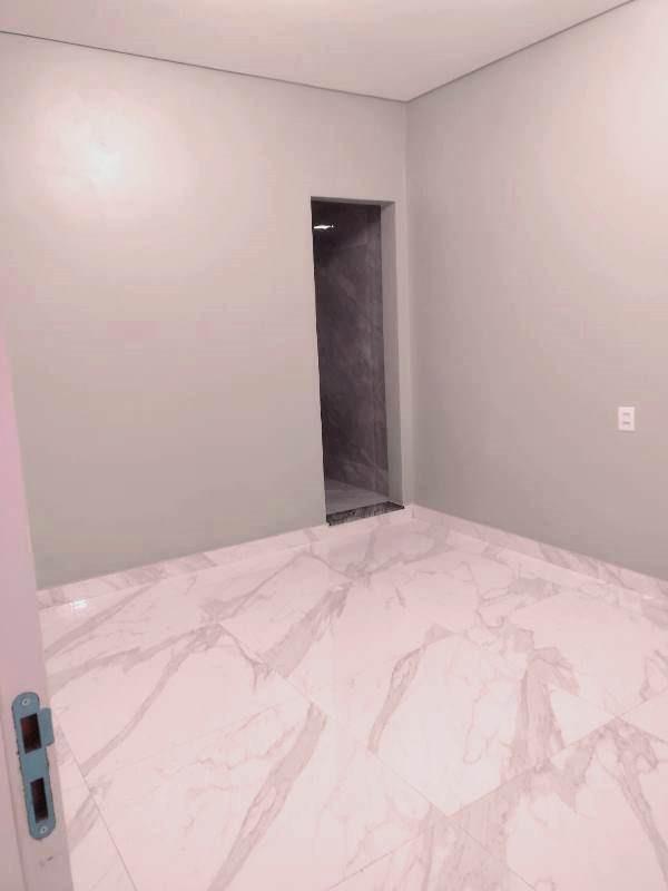 Casa, Capelinha, 1 Quarto, 2 Vagas, 1 Suíte