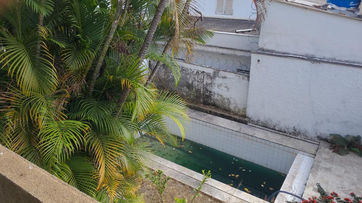 Casa Comercial, Barroca, 5 Quartos, 3 Vagas, 1 Suíte