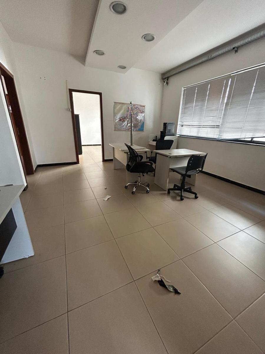 Casa Comercial, Nova Suíssa, 8 Quartos, 10 Vagas