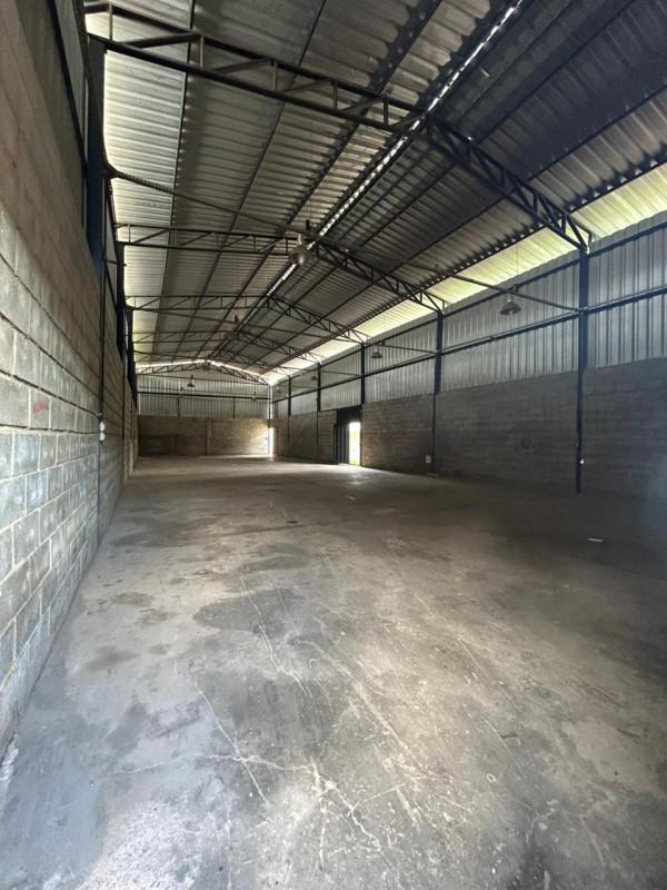 Galpão, Bom Sossego, 0 Quarto, 10 Vagas