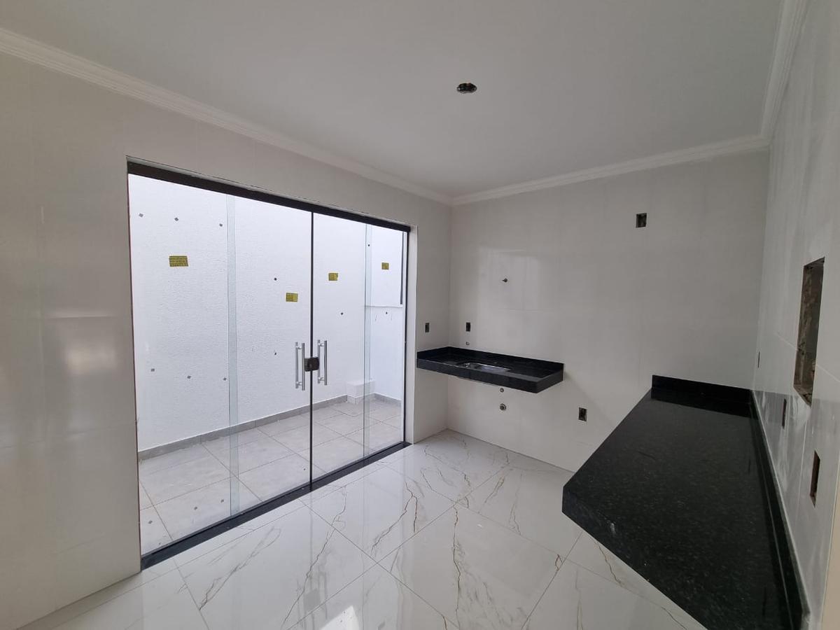 Casa, Santa Amélia, 3 Quartos, 2 Vagas, 1 Suíte