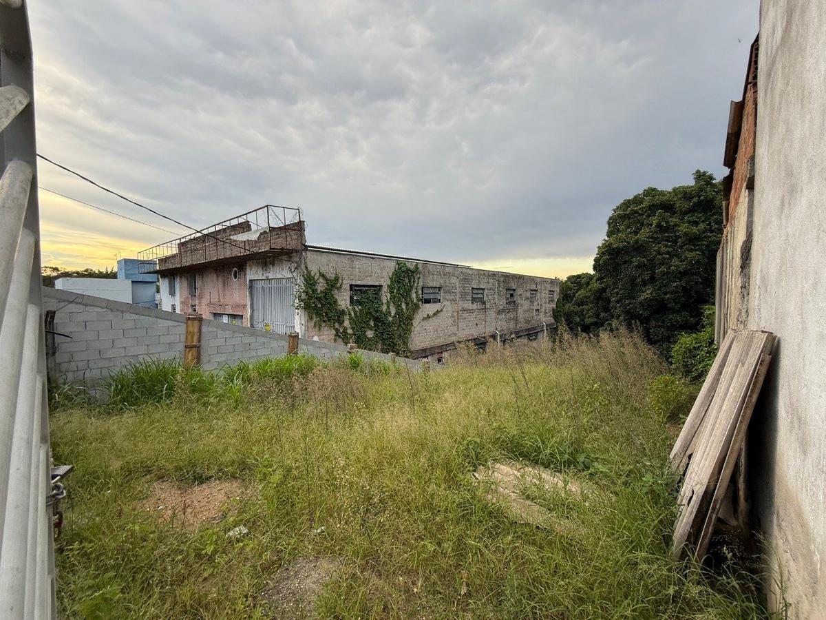 Lote, São Francisco, 0 Quarto, 0 Vaga