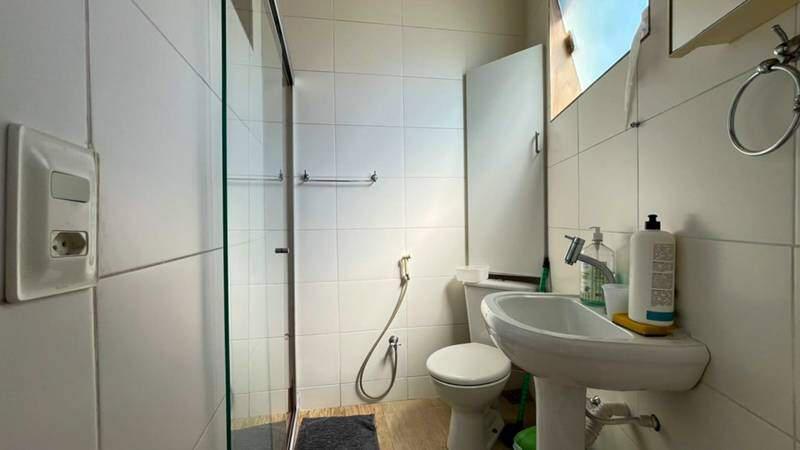 Apartamento, Floresta, 6 Quartos, 0 Vaga, 1 Suíte