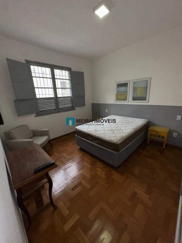 Apartamento, Funcionários, 2 Quartos, 0 Vaga