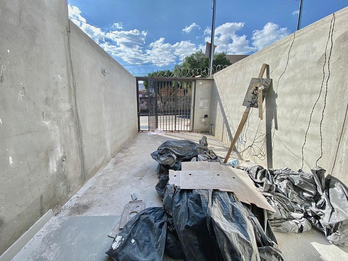 Casa, Rio Branco, 2 Quartos, 2 Vagas, 2 Suítes