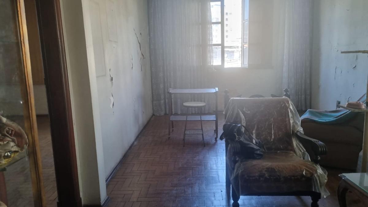 Casa, Santa Efigênia, 3 Quartos, 0 Vaga