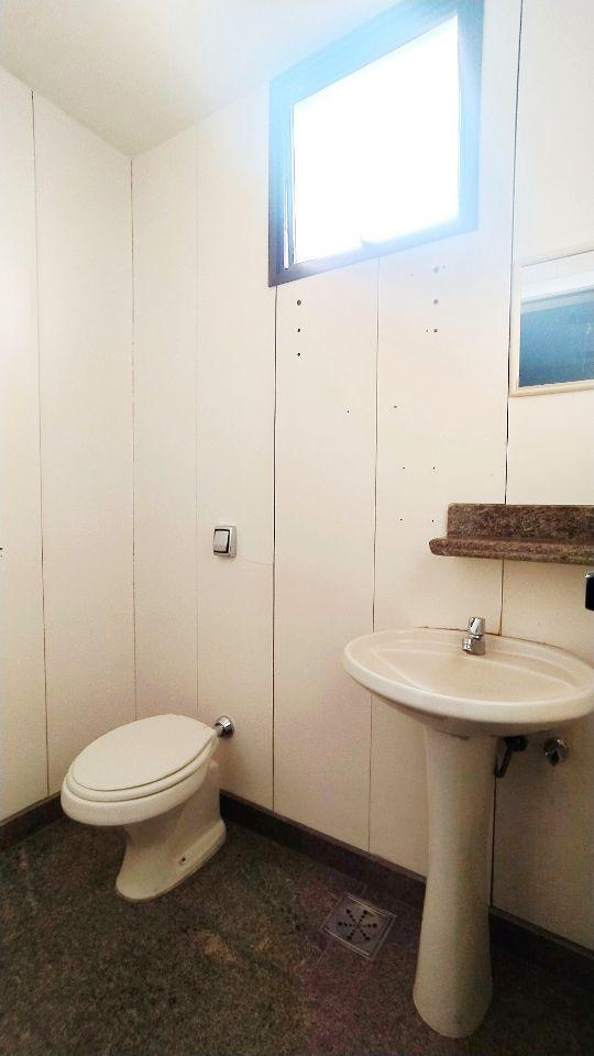 Sala, Funcionários, 1 Vaga