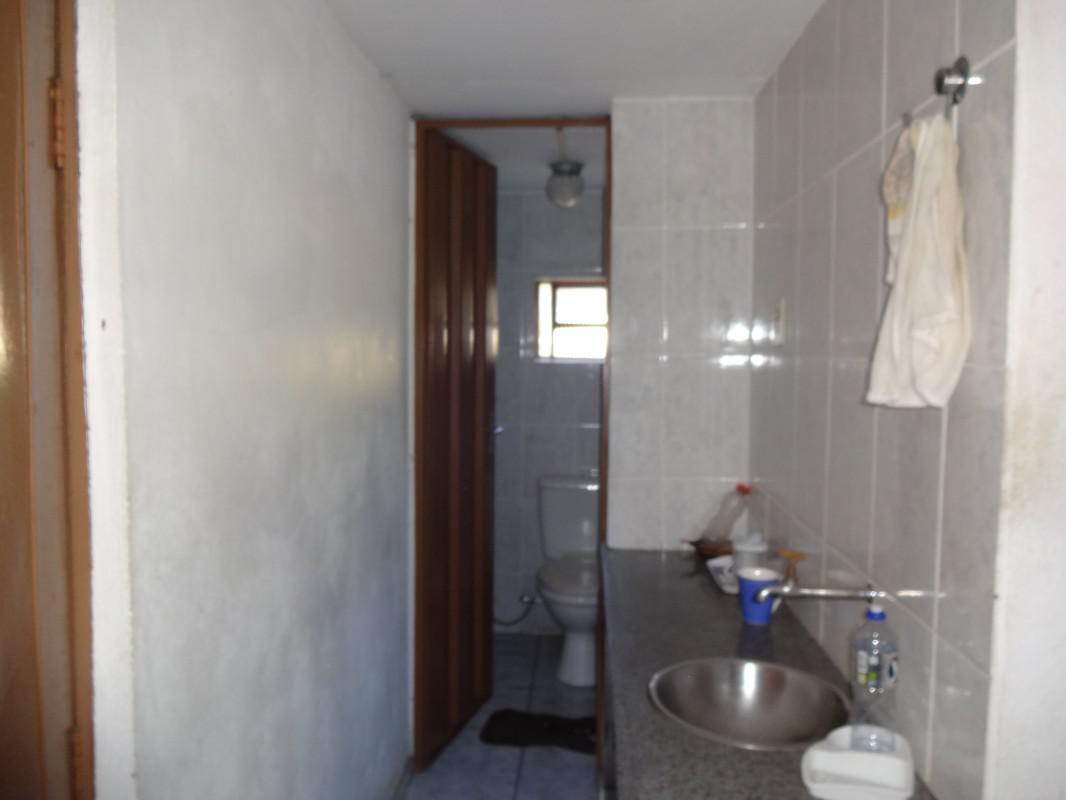 Galpão, Floramar, 0 Quarto, 2 Vagas