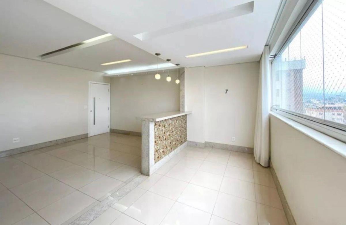 Apartamento, Sagrada Família, 4 Quartos, 2 Vagas, 1 Suíte