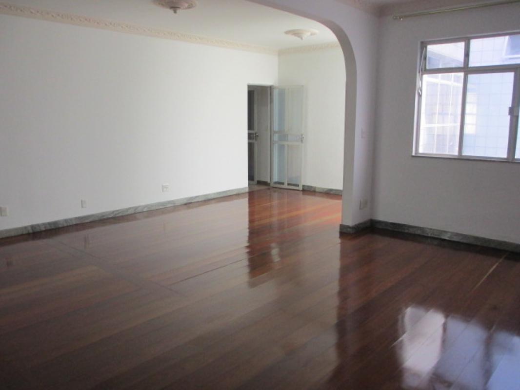 Casa, Alto Barroca, 4 Quartos, 2 Vagas, 2 Suítes