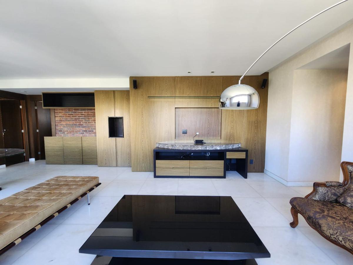 Apartamento, Funcionários, 4 Quartos, 3 Vagas, 2 Suítes